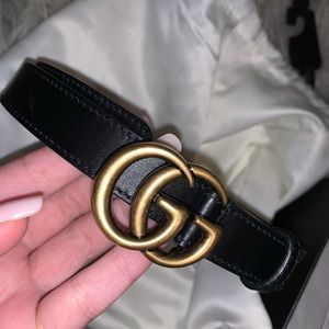 Thin Gucci Double G belt size 75, only worn once!